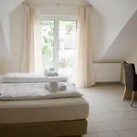 Kraichtaler Hof 2*