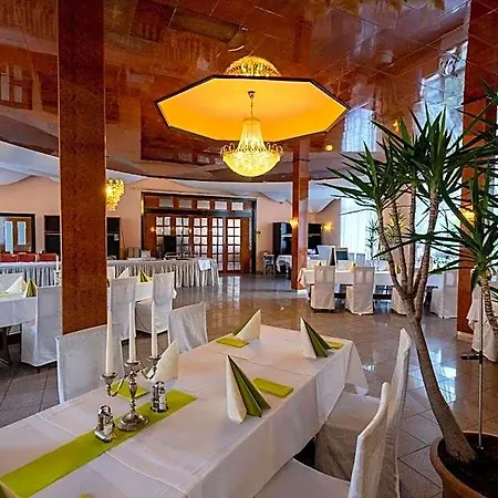 Kraichtaler Hof Hotel 2*