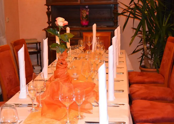 Отель Kraichtaler Hof 2*